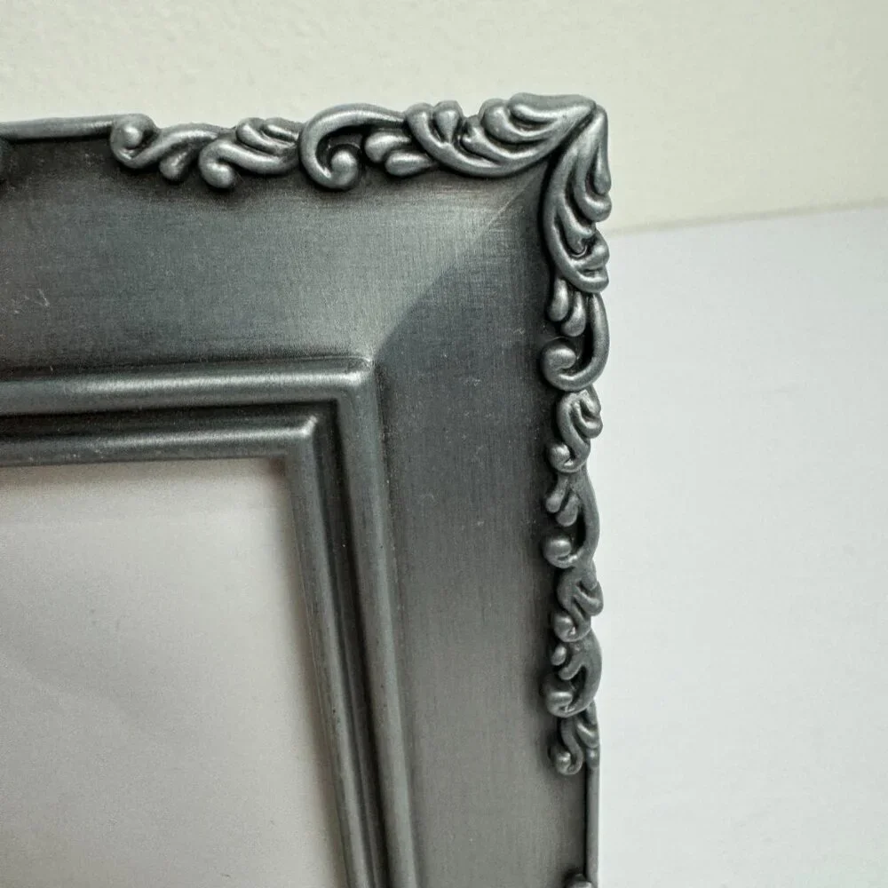 N/A metal picture